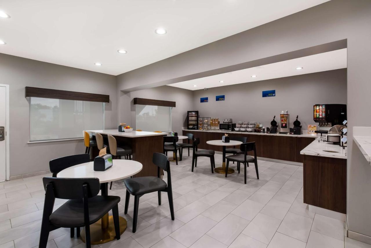 Best Western La Place Inn Ngoại thất bức ảnh