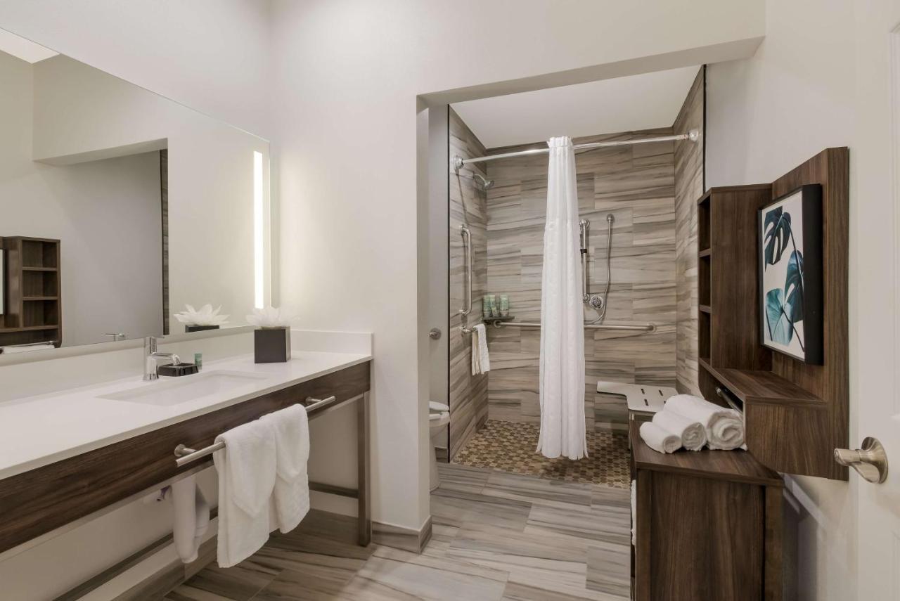 Best Western La Place Inn Ngoại thất bức ảnh