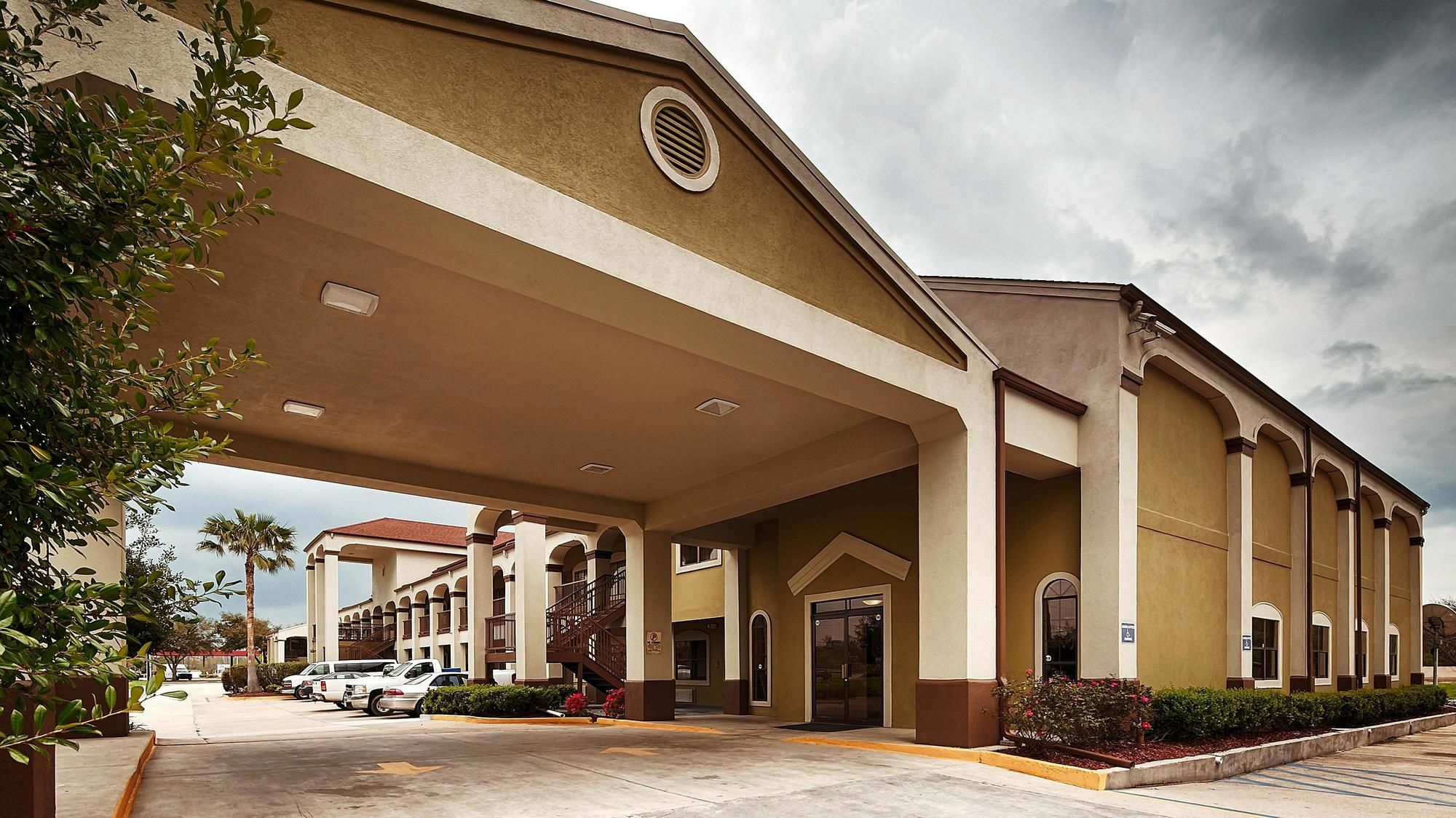 Best Western La Place Inn Ngoại thất bức ảnh